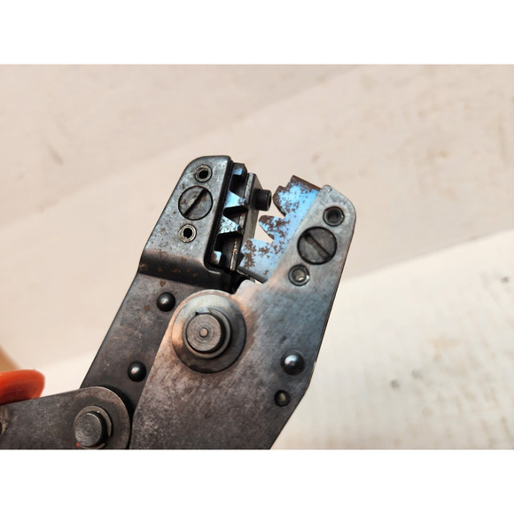 Rare hard to find Thomas & Betts Shure Stake ratchet Manual Crimp Tool - Picture 6 of 7